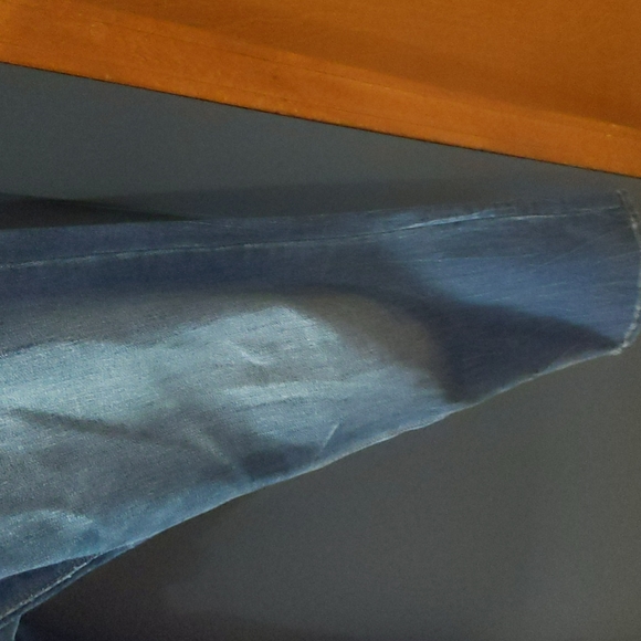 Slim Crop Jeans - Picture 6 of 9